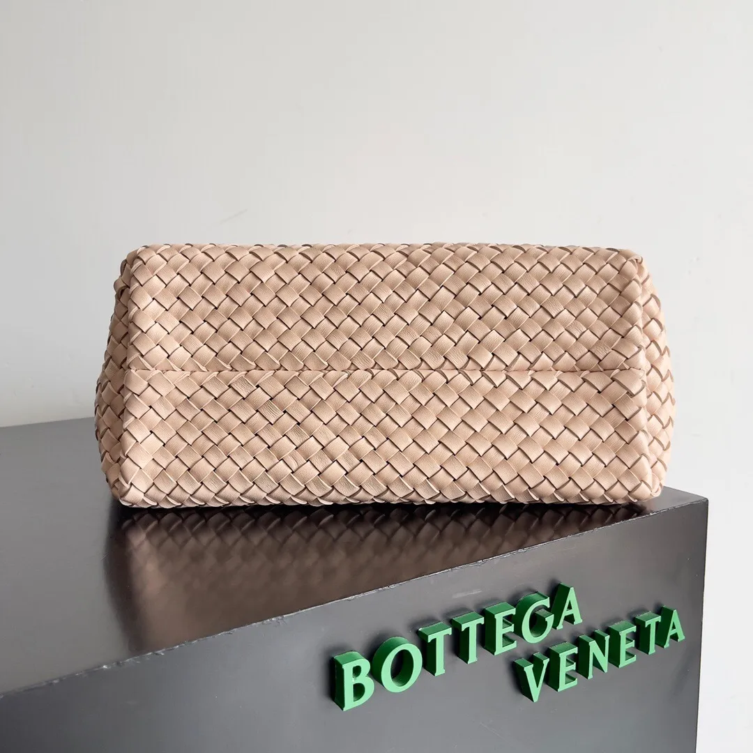 All categories 💚 Authentic bags 💚 BV 2025 new BV handbags